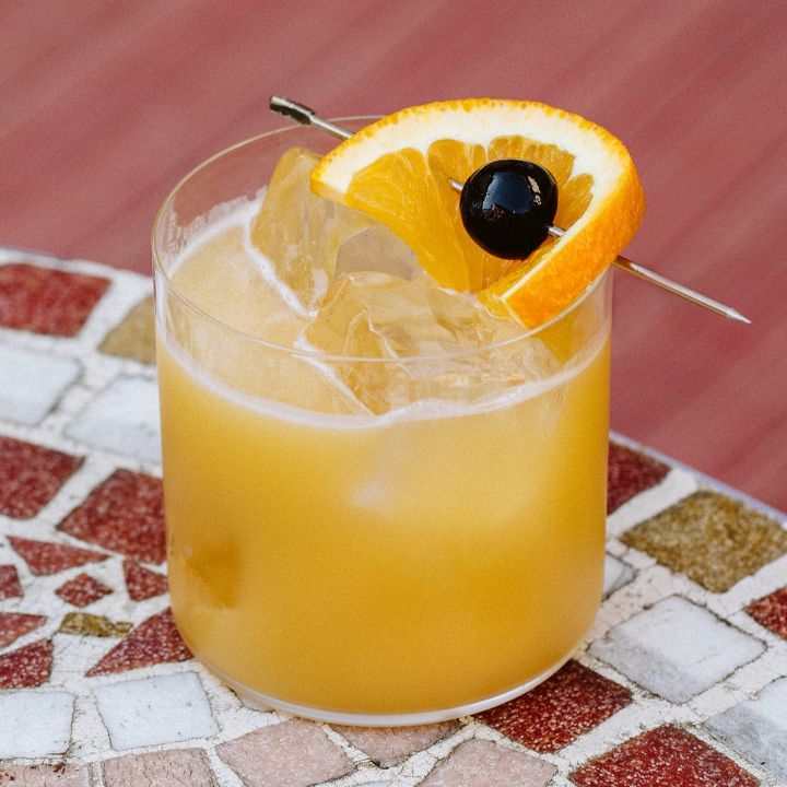 Amaretto Stone Sour cocktail